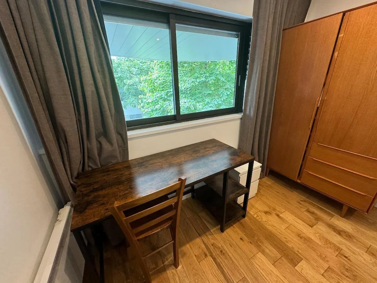 Beautiful 3 Rooms In A Serviced Apartment Paris 0*,  Frankrig