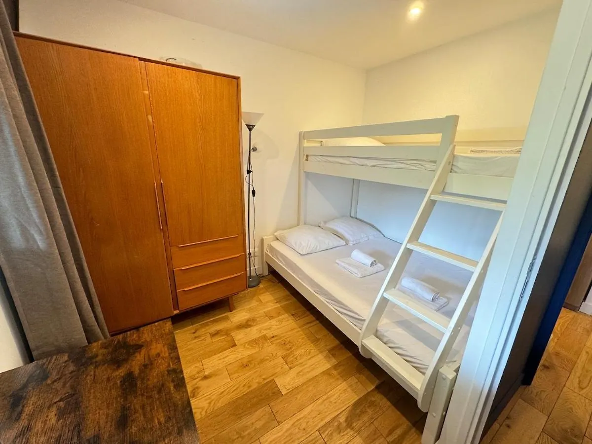 Beautiful 3 Rooms In A Serviced Apartment Paris 0*,  France